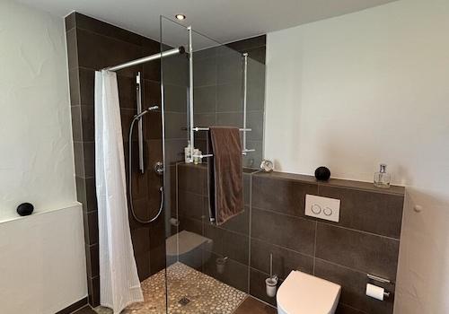 Dusche DG