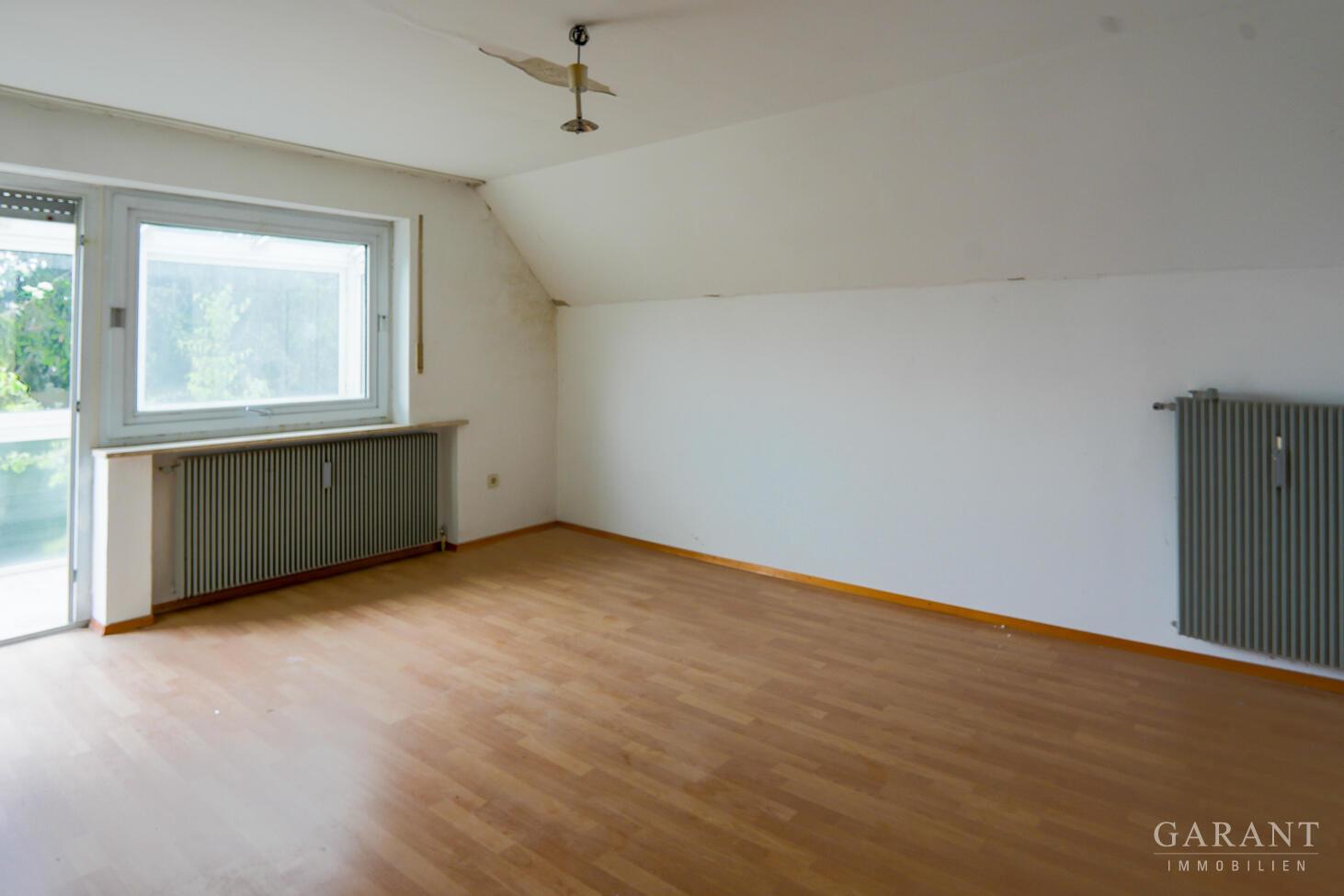 Zimmer 2 OG