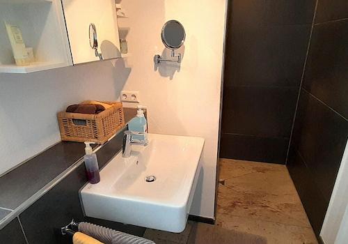 Badezimmer EG