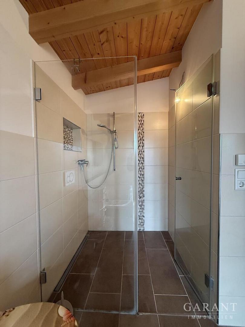 Dusche im DG