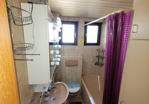 Badezimmer EG