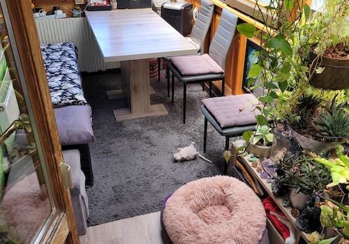Balkon OG