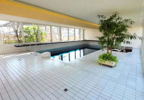 Schwimmbad