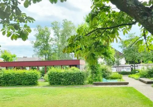 Schwimmhalle Fitnesscenter außen