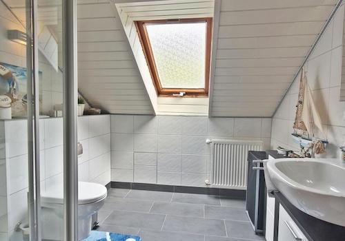 Badezimmer2 DG