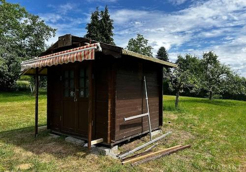 brandneue Gartenhütte
