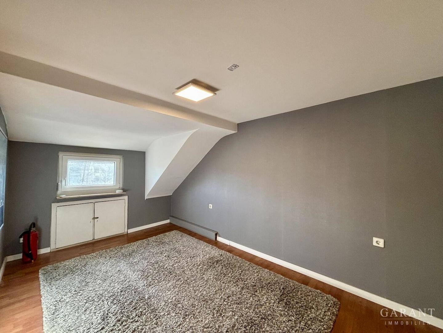 Schlafzimmer 2 OG