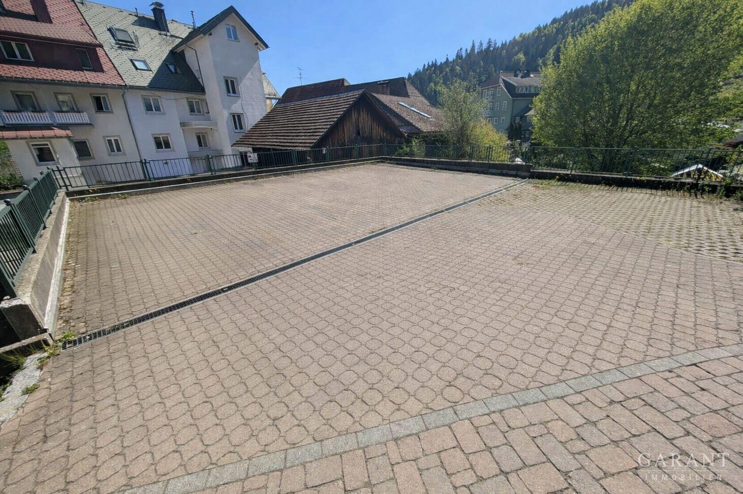 Parkplatz B1 jpg