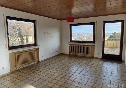 Wohnung I Zimmer