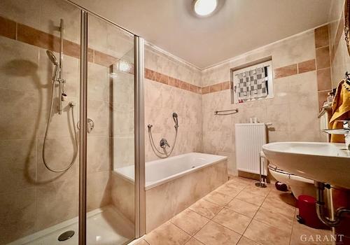 Badezimmer Erdgeschoss