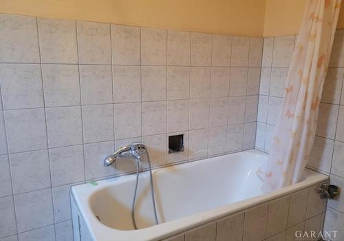 altes Badezimmer EG
