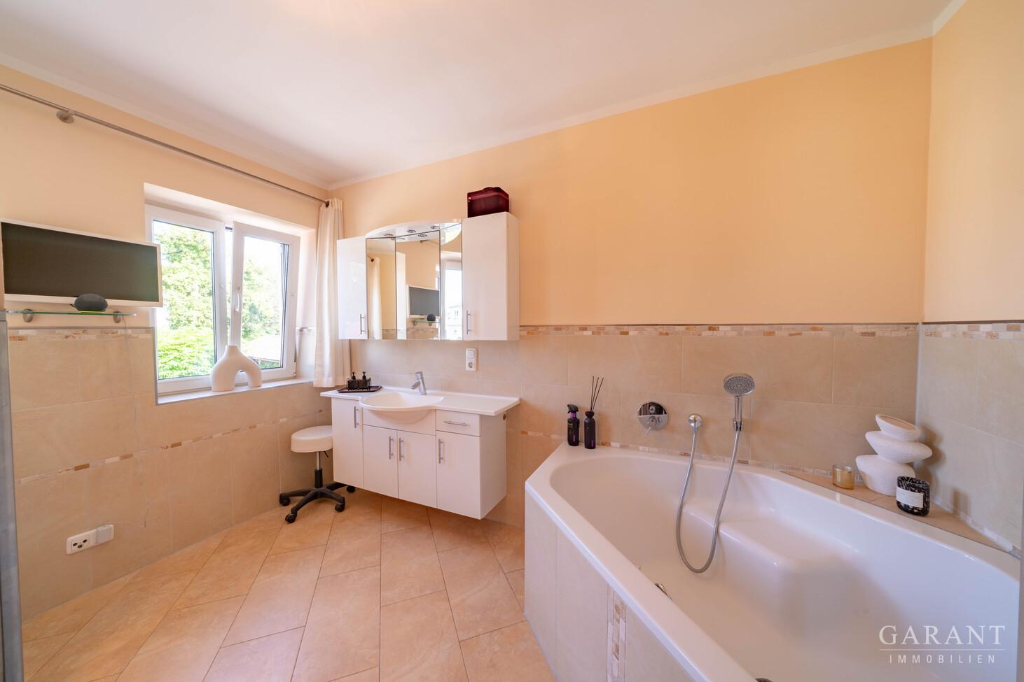 Badezimmer 1.OG