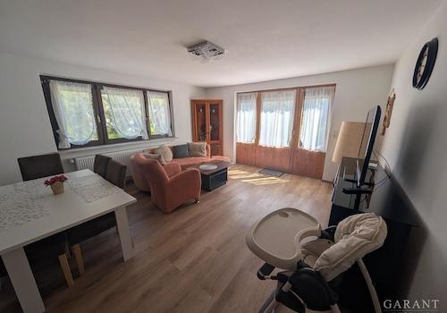 Wohn-Esszimmer EG B2