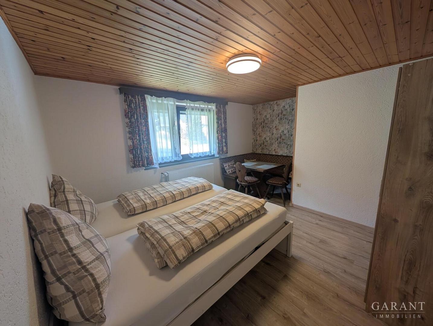 1. OG Gästezimmer Gästzimmer 1