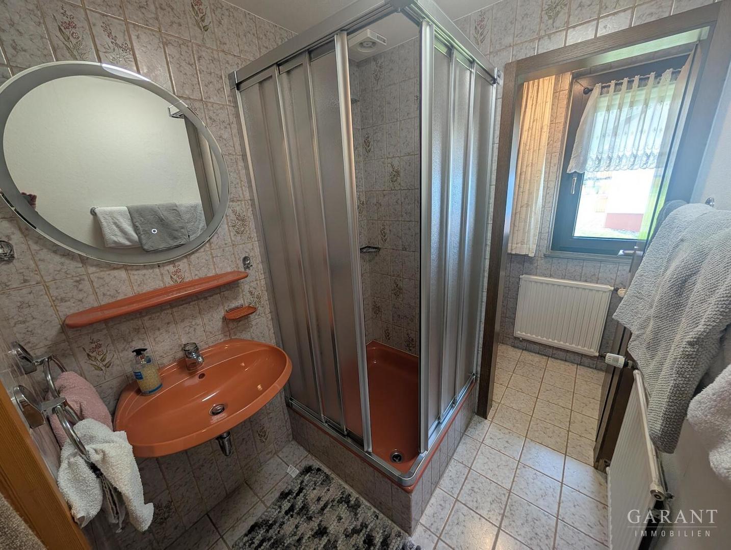 1. OG Bad Gästezimmer 1