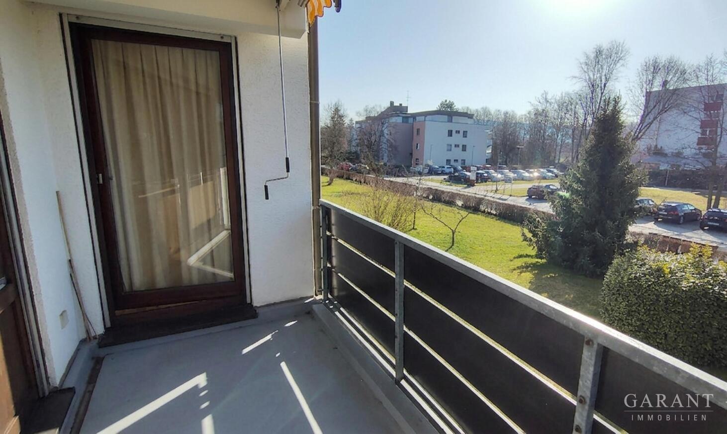 8) Blick vom Balkon 2