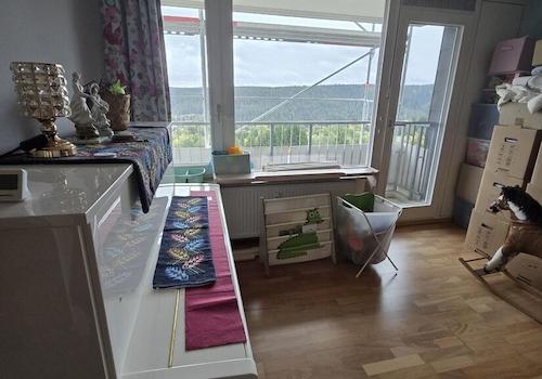 Zimmer mit Balkon