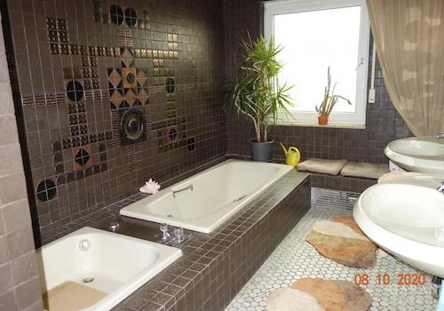 Badezimmer EG