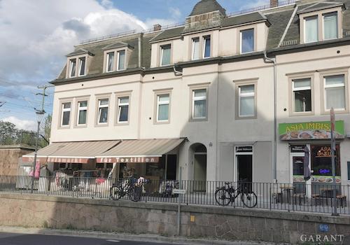 Straßenansicht