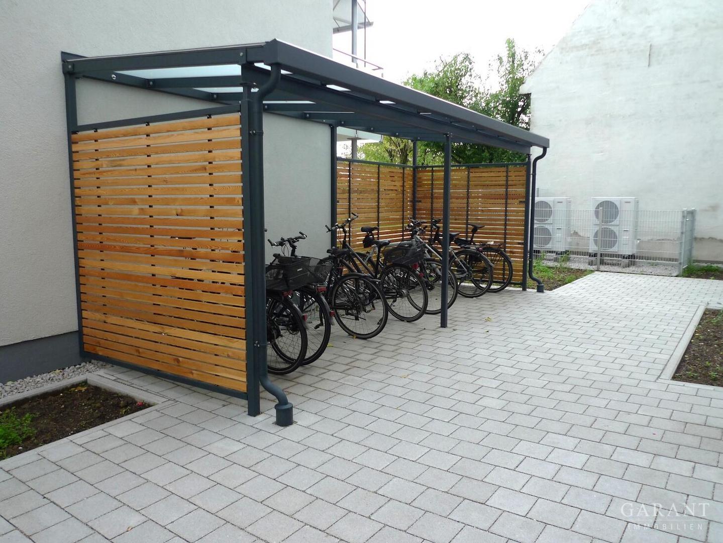 Platz für Fahrräder