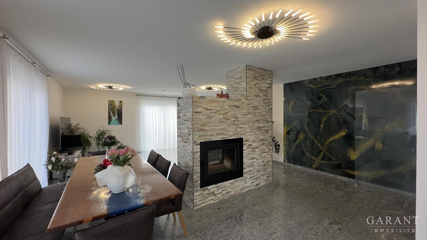 Wohnzimmer Kamin