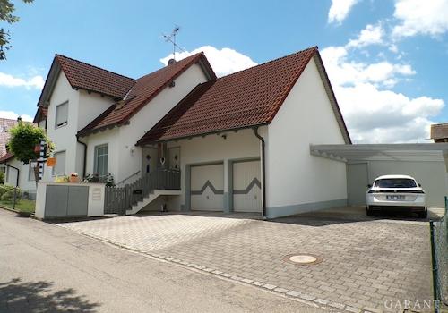 Garagen u. Carport