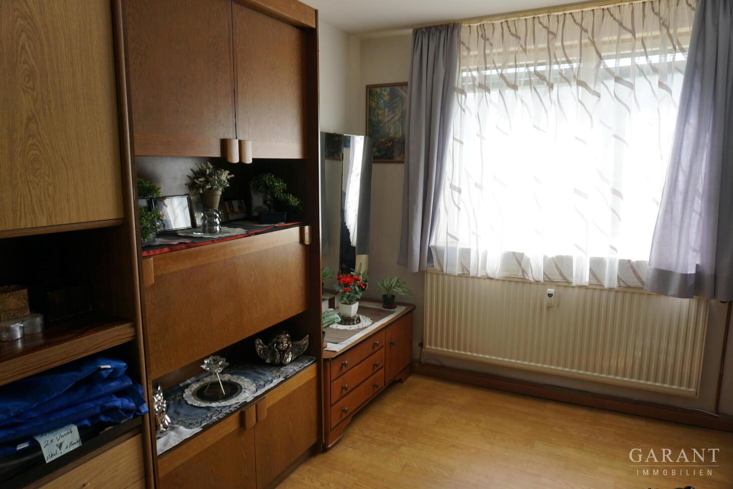 Durchgangszimmer DG