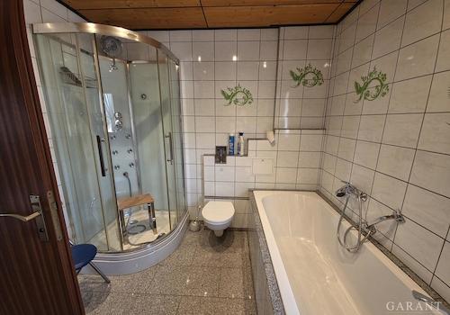 Badezimmeransicht 2