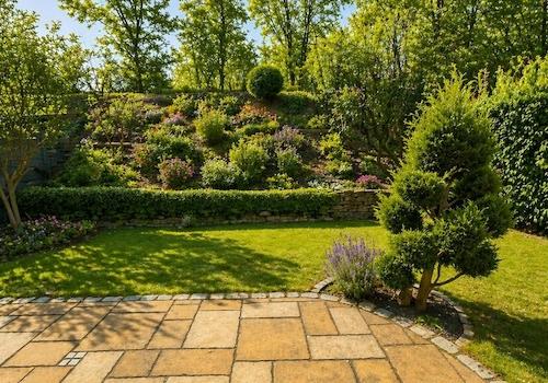 Gartenansicht Hang