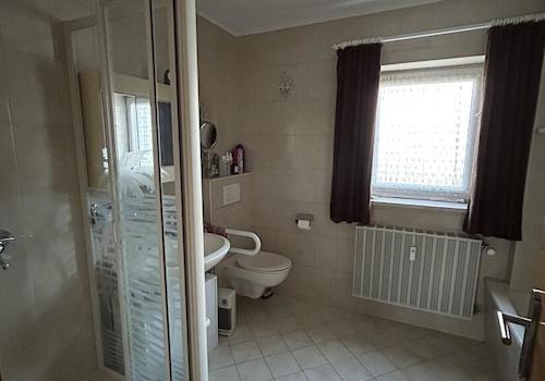 Badezimmer EG