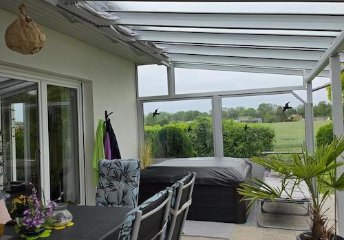überdachte Terrasse