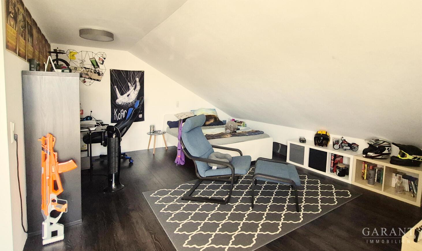Zimmer 1 DG