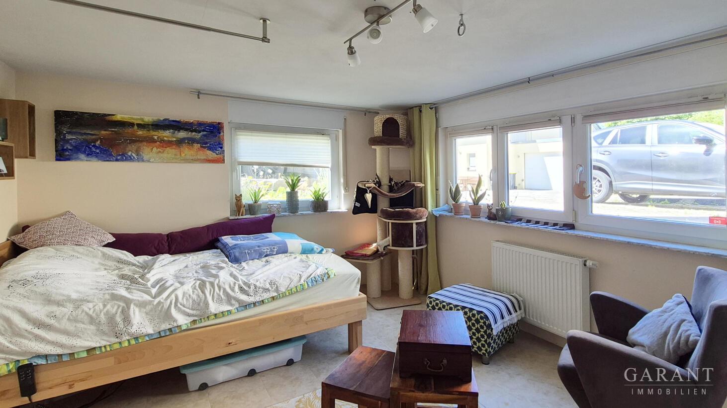 Schlafzimmer KG