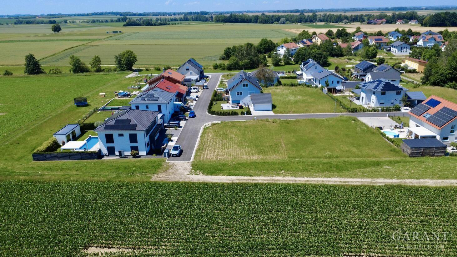Grundstück