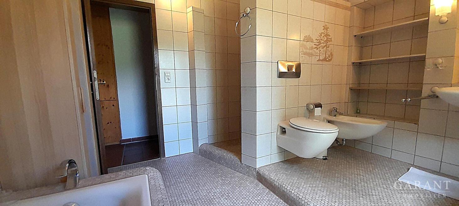 Badezimmer EG
