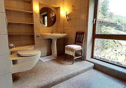 Badezimmer EG