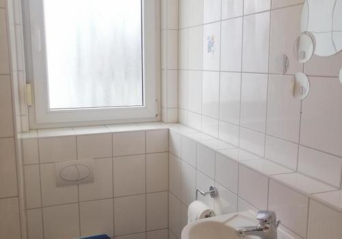 WC 1. OG