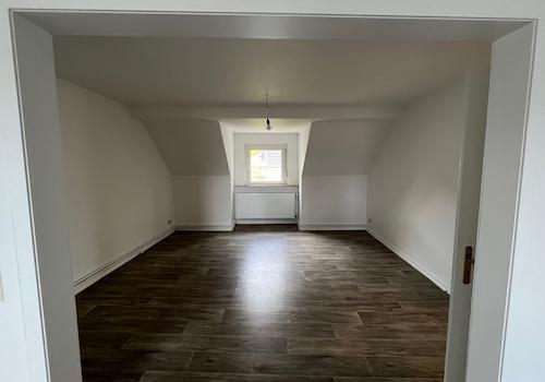 Wohnzimmer Strassenseite