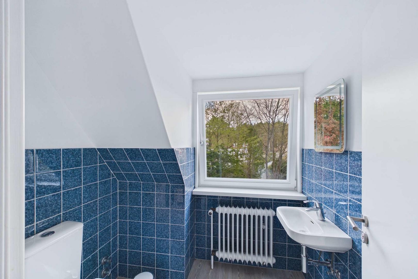 WC vor dem Arbeitszimmer 2