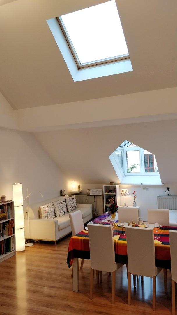 Zimmer 2 (Einheit 7, ↑SO)