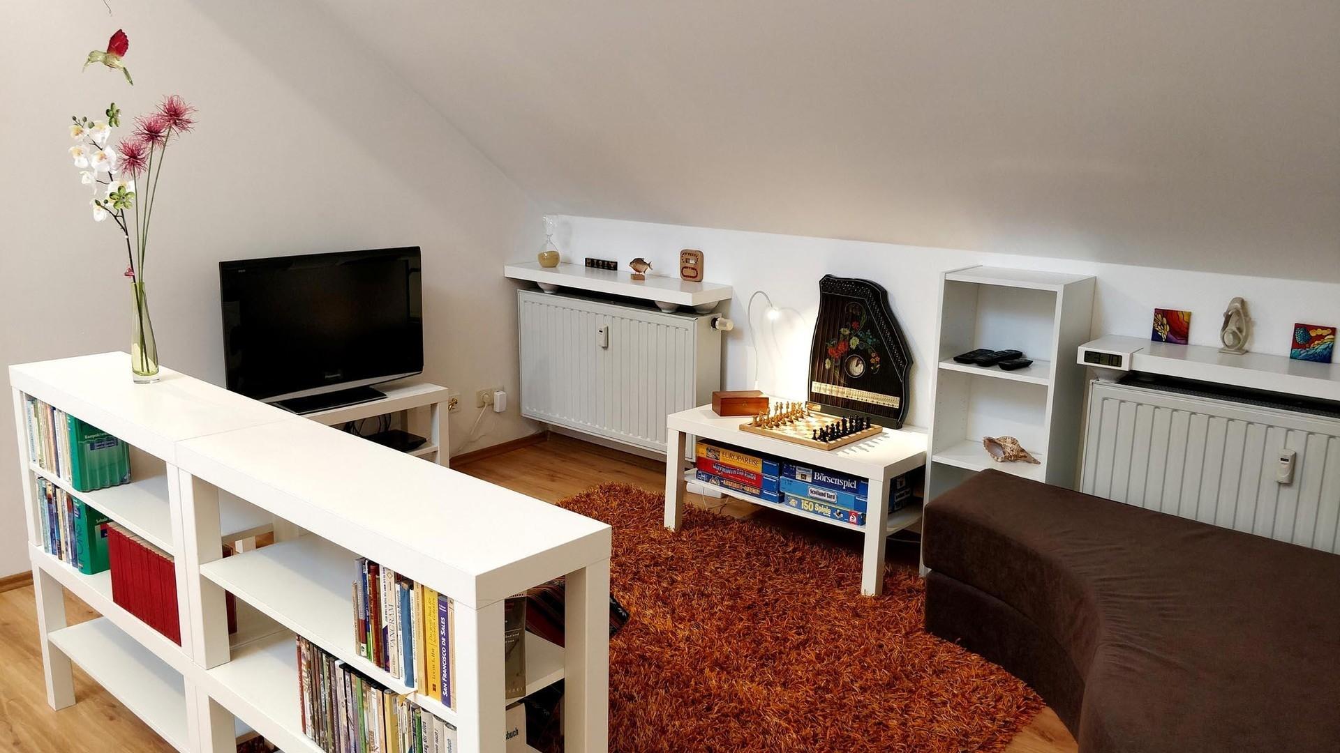 Zimmer 2 (Einheit 7, ↑NW)