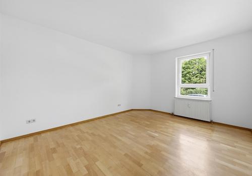  Großes Schlafzimmer