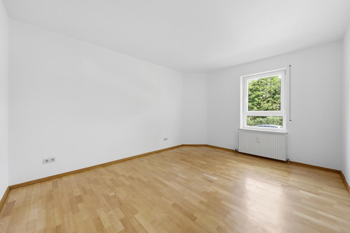  Großes Schlafzimmer