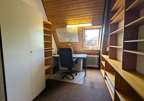 Gäste-/Arbeits- oder Kinderzimmer