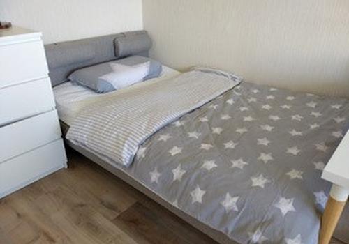 Bett 120cm breit