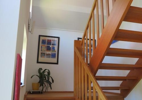 Vollholztreppe zum OG