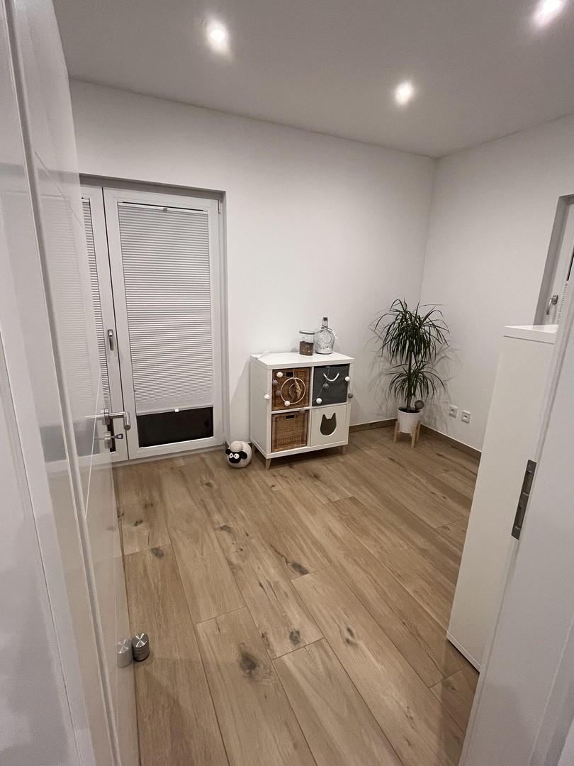 Büro 3. Kinderzimmer EG