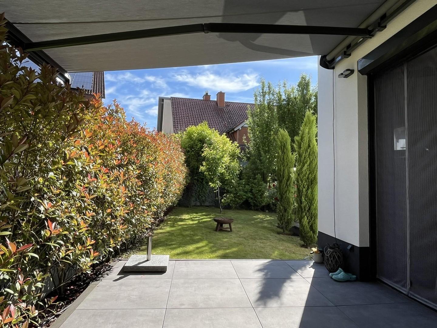 Garten von der Terasse