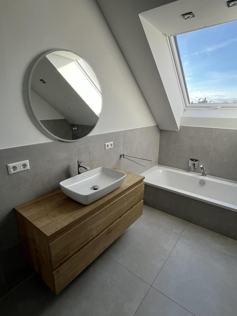 Badezimmer 2. OG