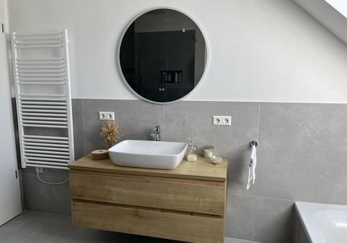 Badezimmer 2. OG